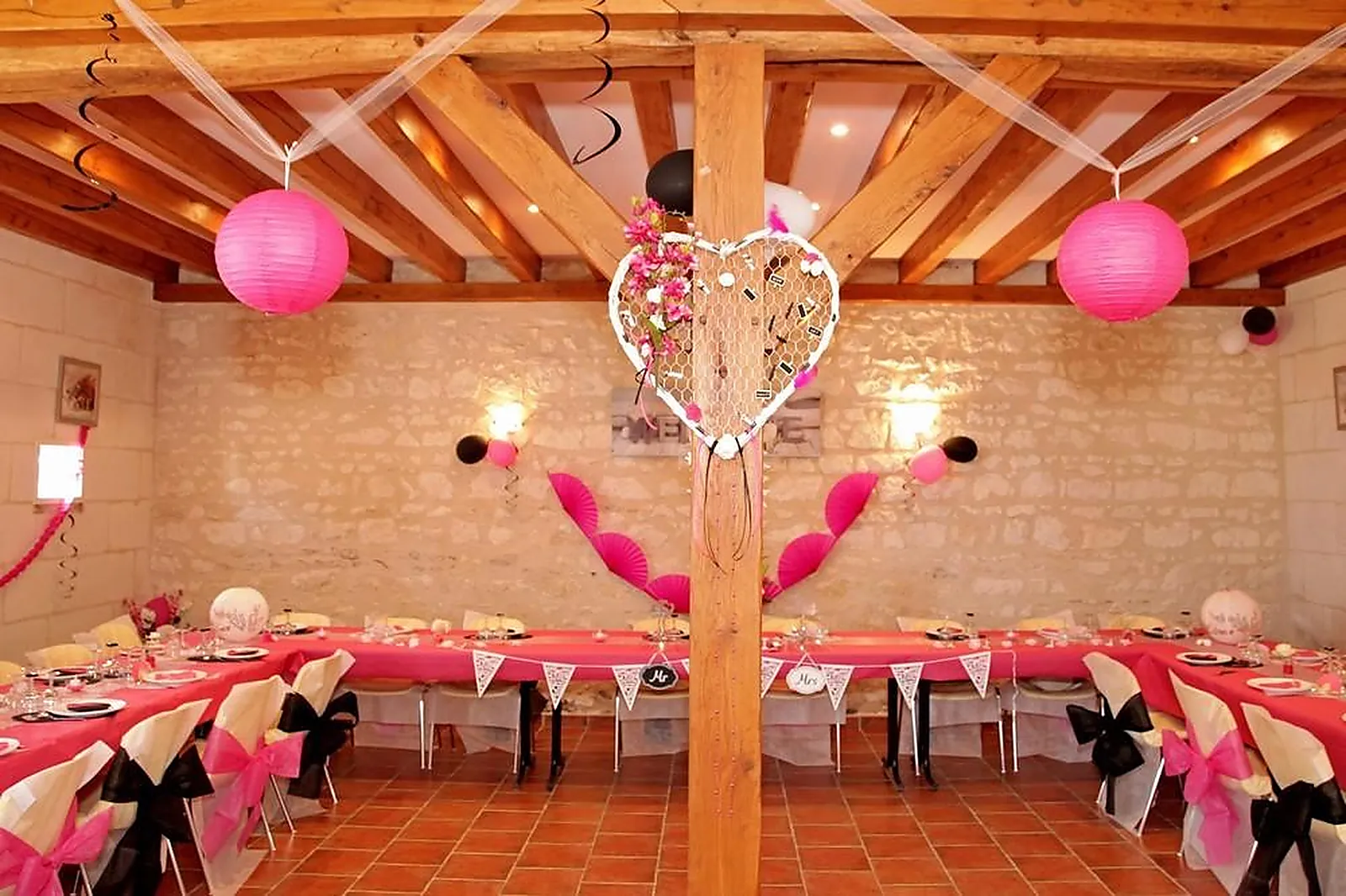 Lieux événementiels, GÎTE DE SERMOISE ET SALLE DE RÉCEPTION