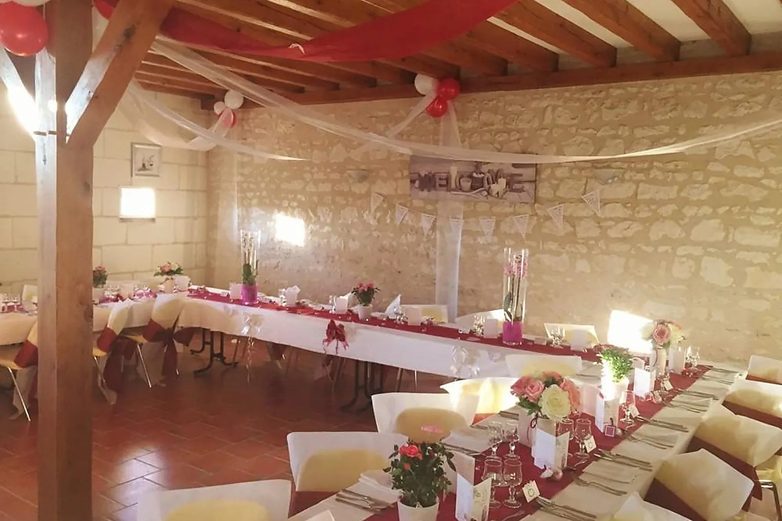 Lieux événementiels, GÎTE DE SERMOISE ET SALLE DE RÉCEPTION