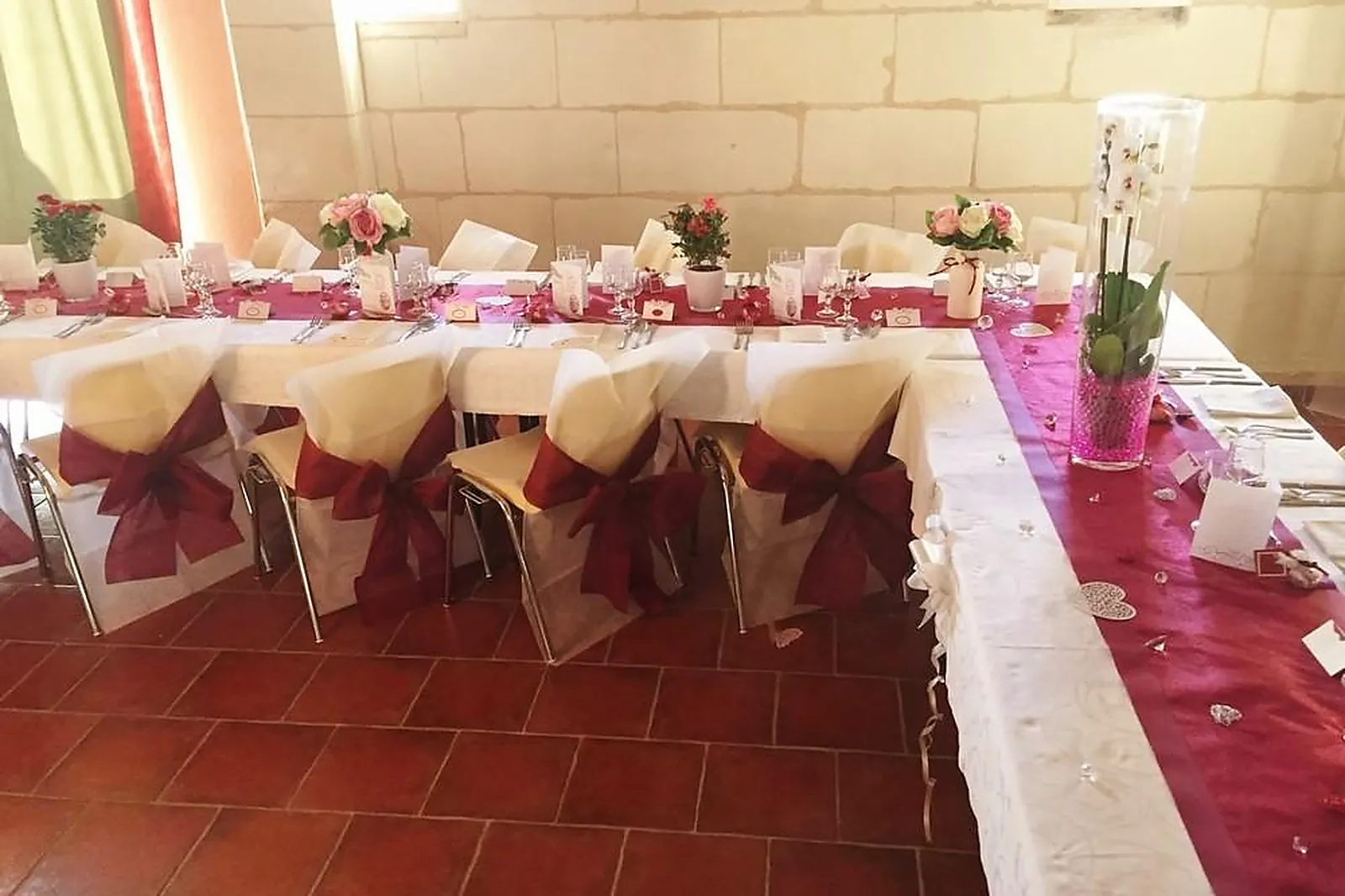 Lieux événementiels, GÎTE DE SERMOISE ET SALLE DE RÉCEPTION