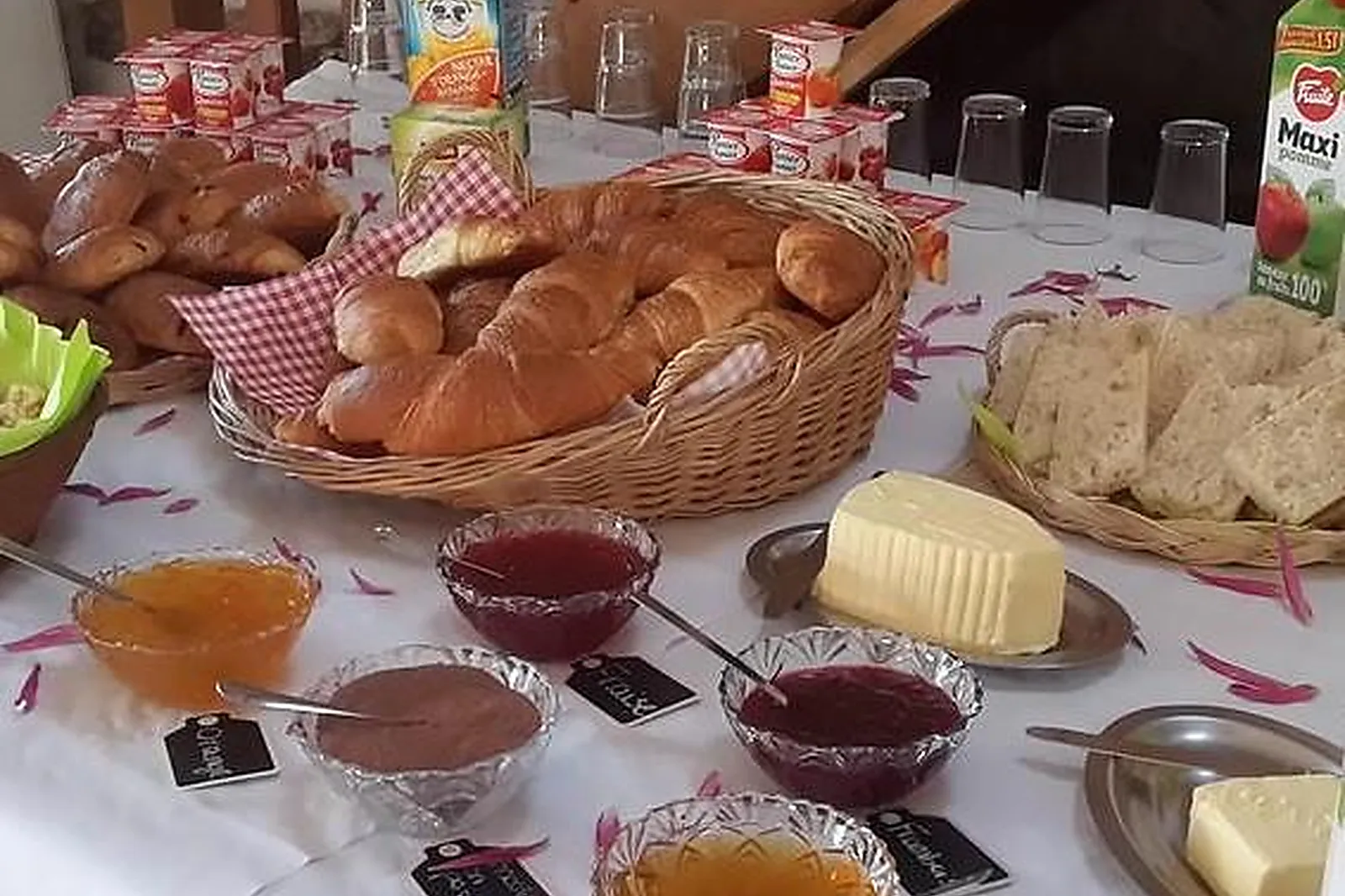 Lieux événementiels, GÎTE DES POTES