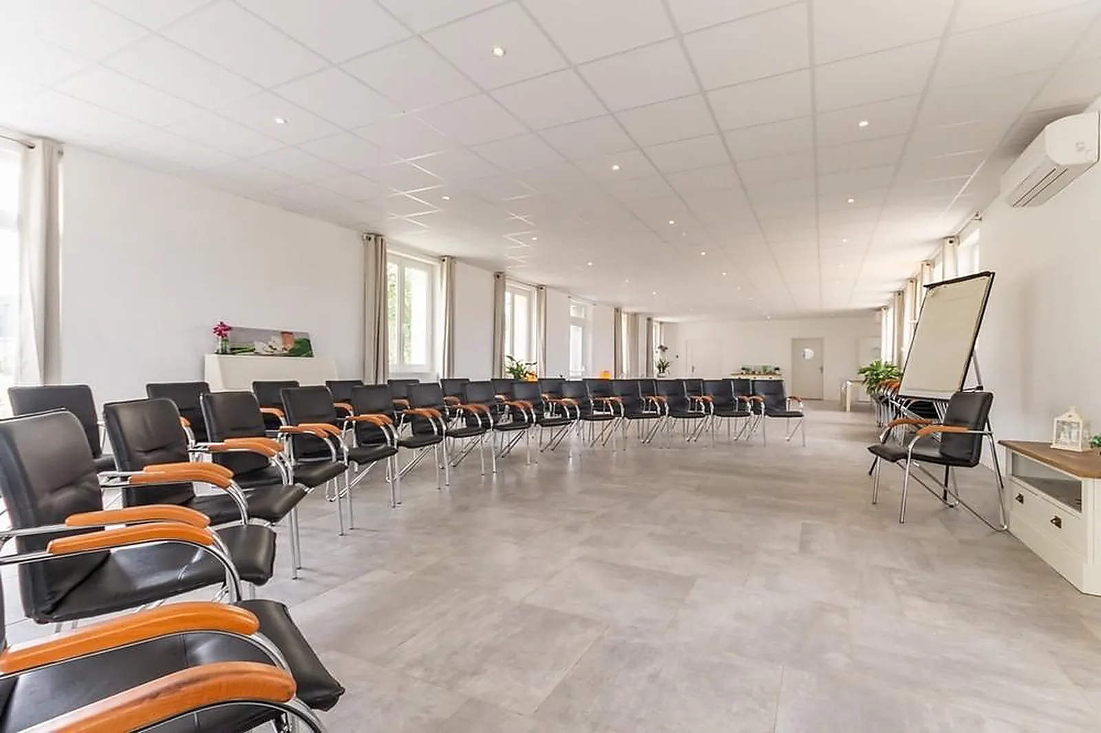 Lieux événementiels, GÎTES DE LA FORÊT