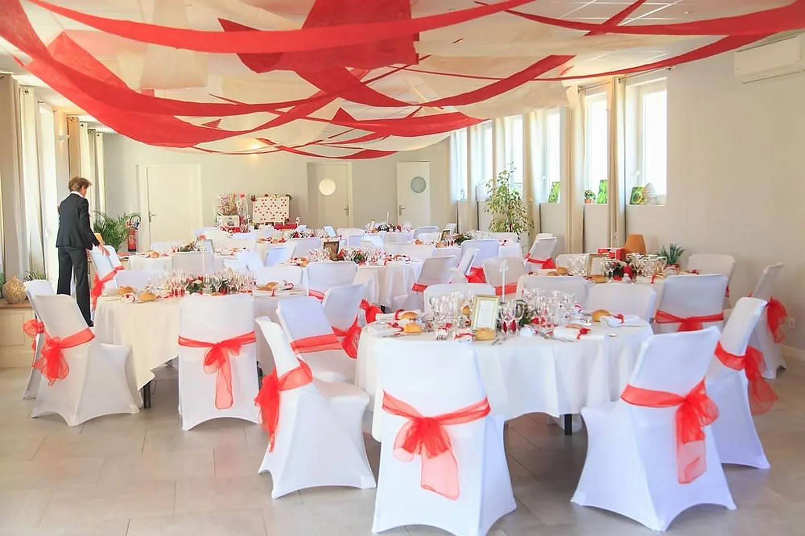 Lieux événementiels, GÎTES DE LA FORÊT