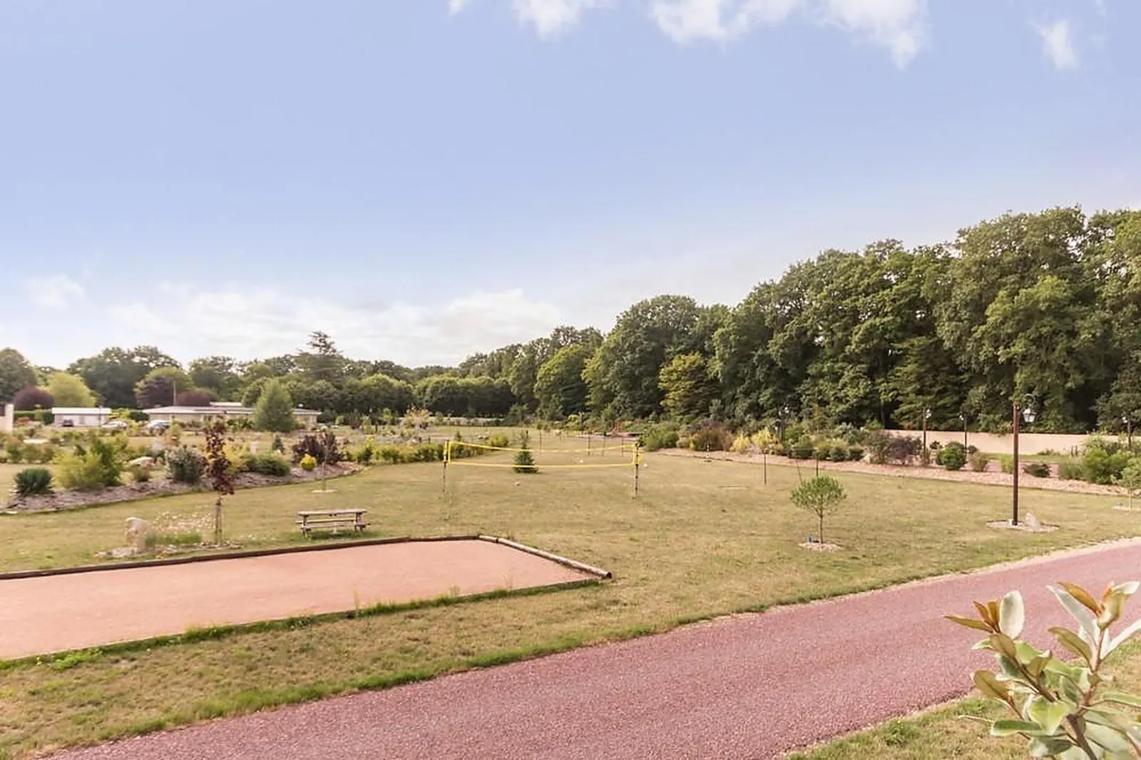 Lieux événementiels, GÎTES DE LA FORÊT