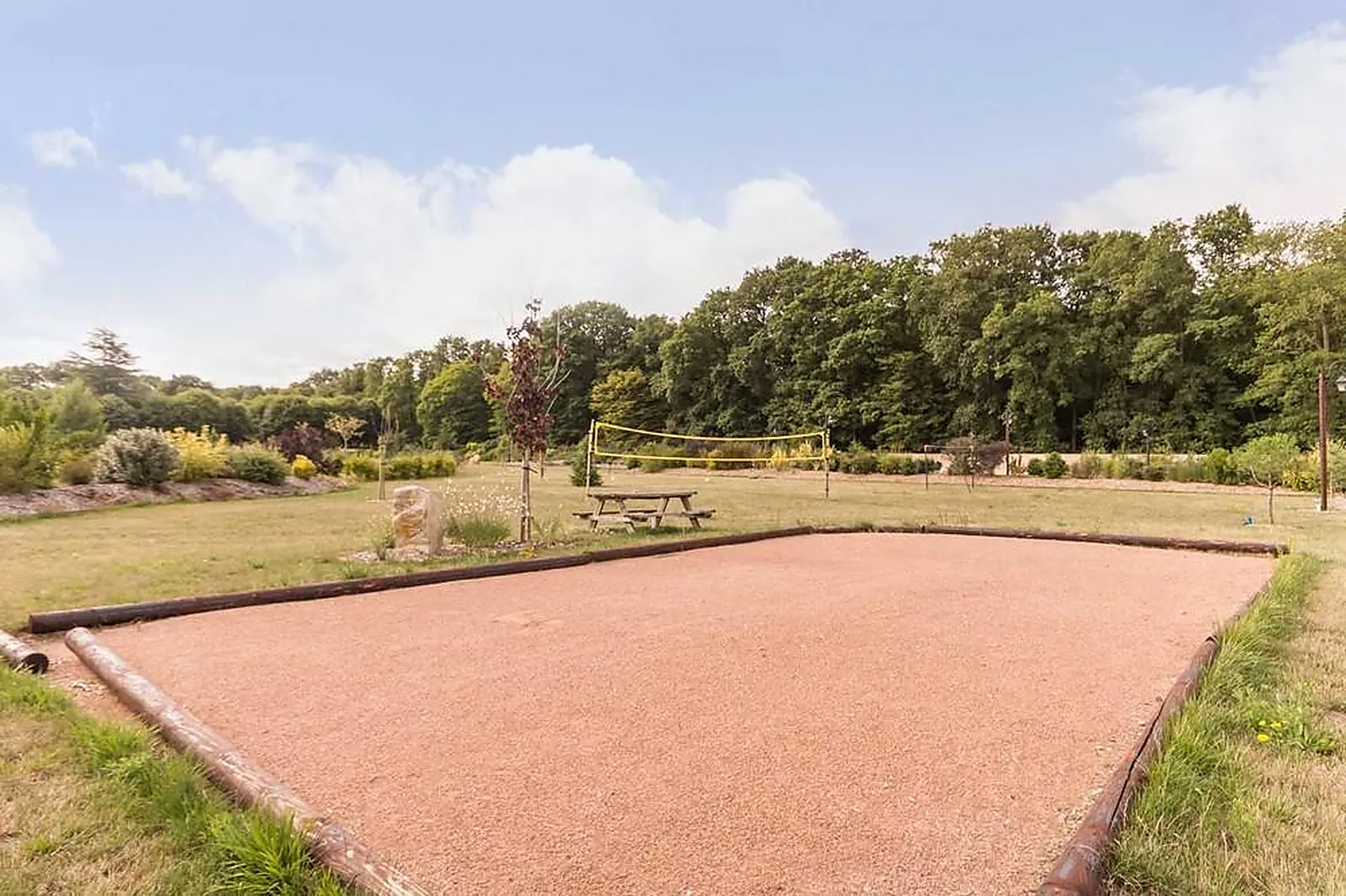 Lieux événementiels, GÎTES DE LA FORÊT