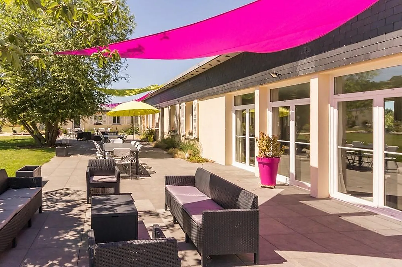 Lieux événementiels, GÎTES DE LA FORÊT