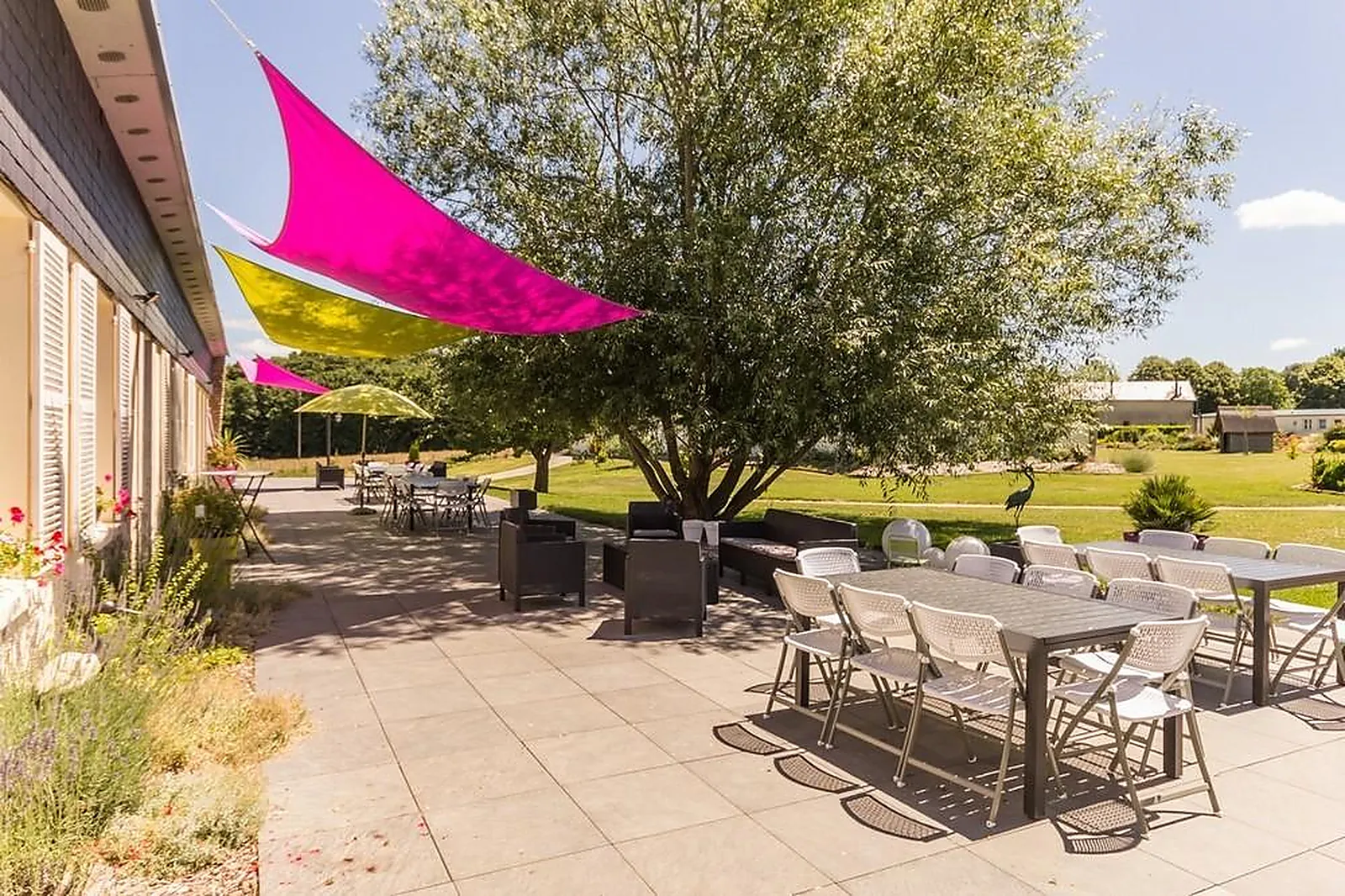 Lieux événementiels, GÎTES DE LA FORÊT