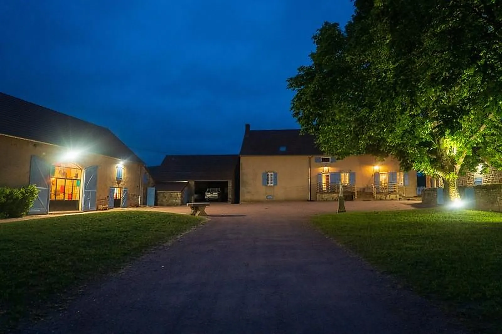 Lieux événementiels, GÎTES DU MIEL