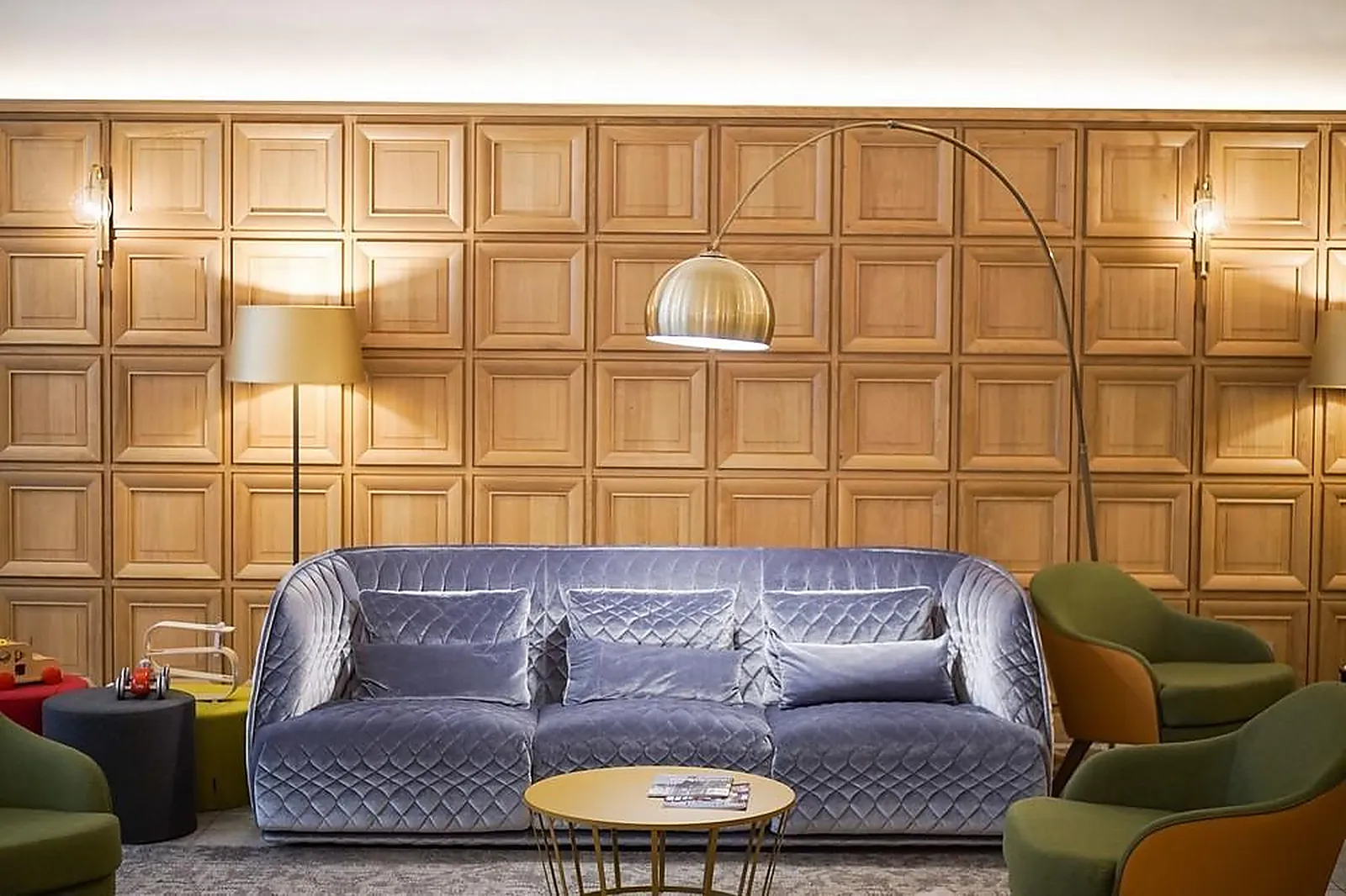 Lieux événementiels, GLOBE ET CECIL HOTEL