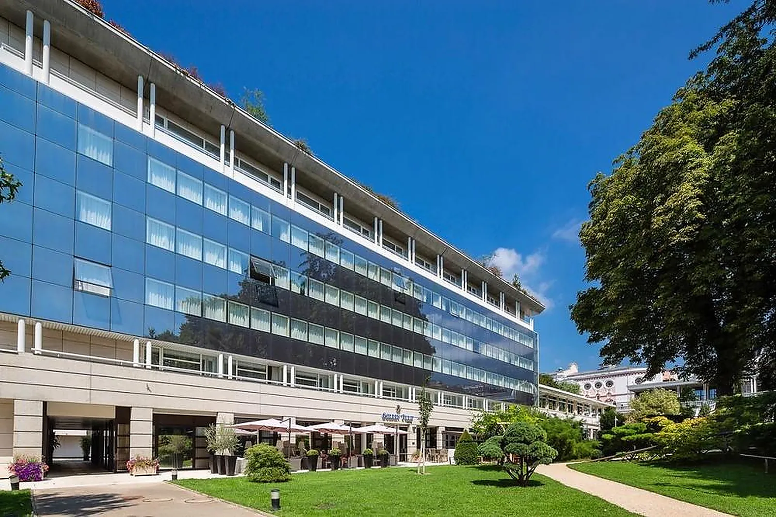 Lieux événementiels, GOLDEN TULIP AIX-LES-BAINS