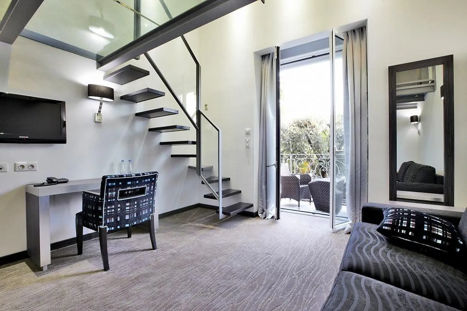 Lieux événementiels, GOLDEN TULIP CANNES HÔTEL DE PARIS