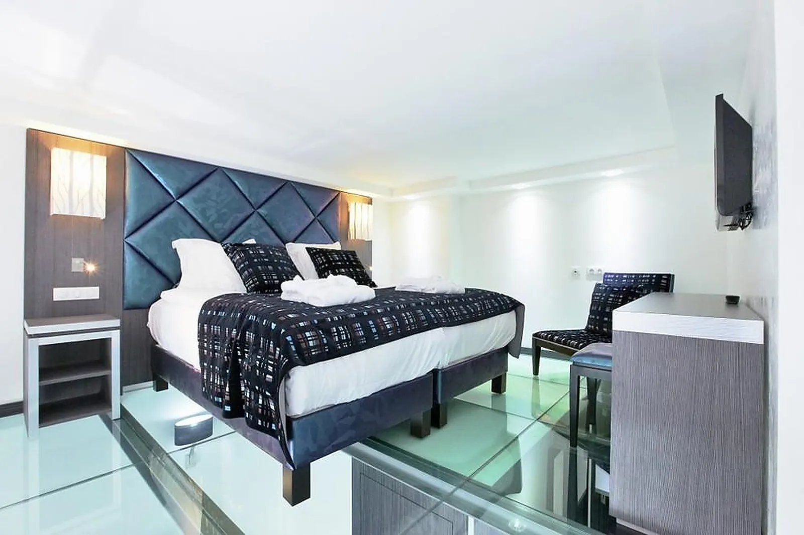 Lieux événementiels, GOLDEN TULIP CANNES HÔTEL DE PARIS