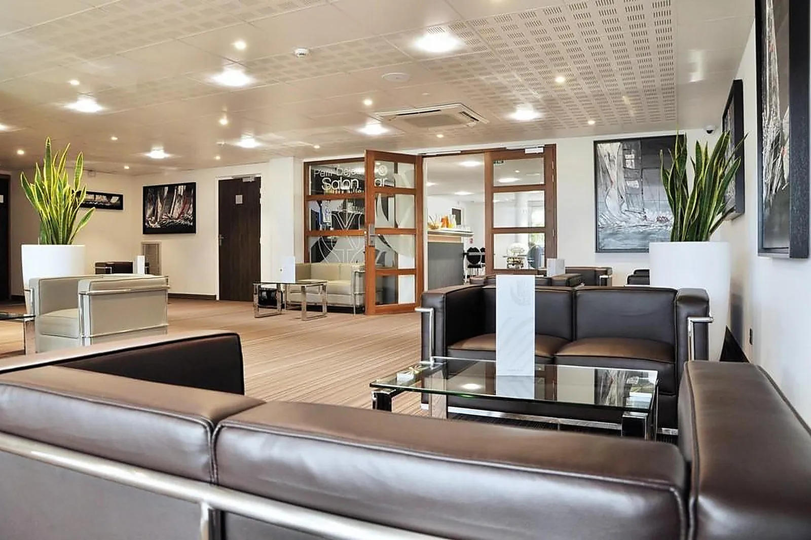 Lieux événementiels, GOLDEN TULIP LA BAULE