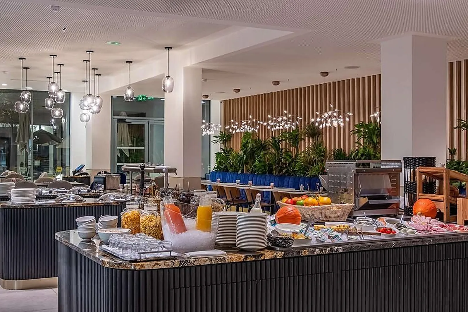 Lieux événementiels, GOLDEN TULIP LYON OUEST TECHLID