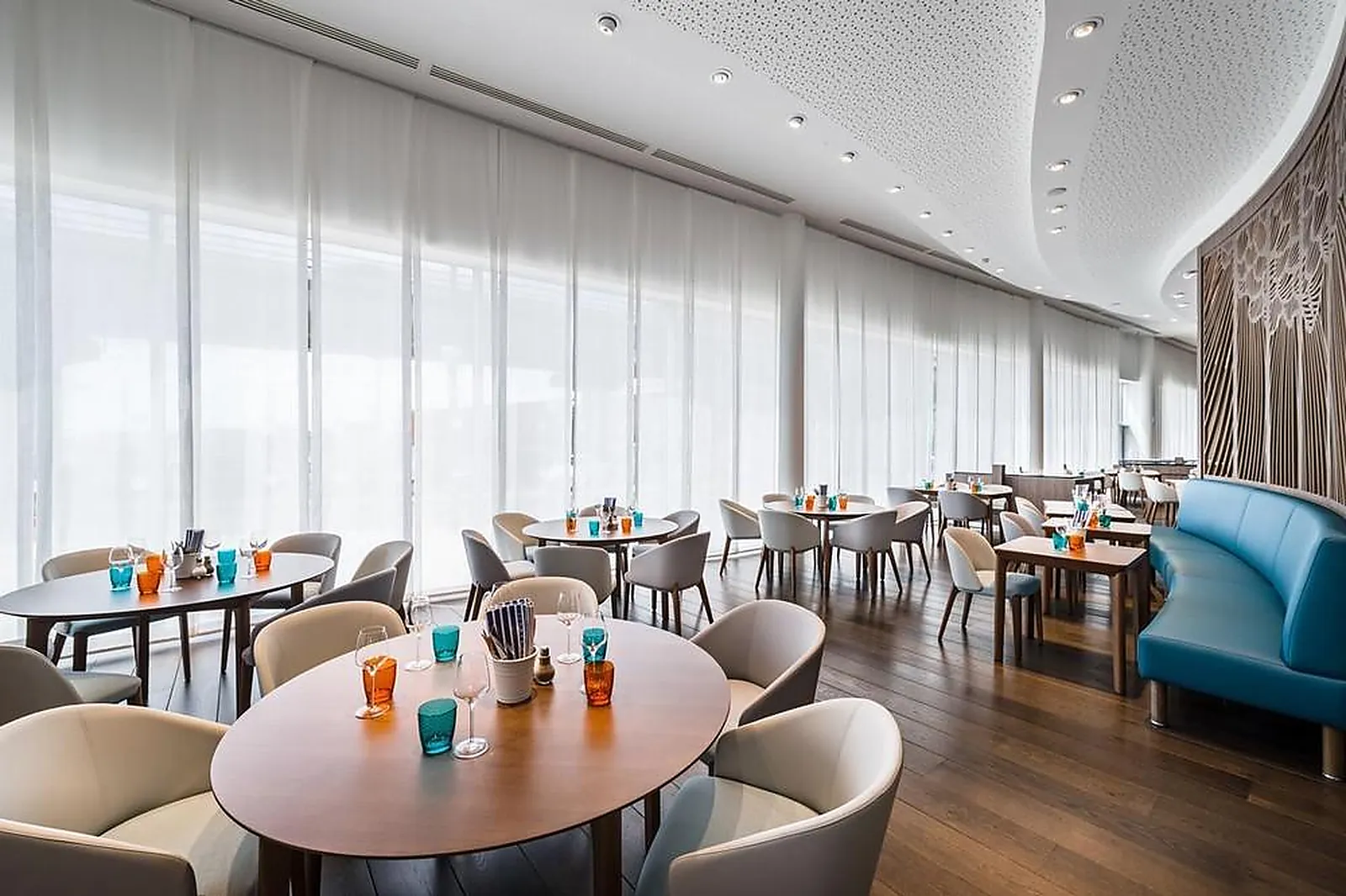 Lieux événementiels, GOLDEN TULIP MARSEILLE EUROMED