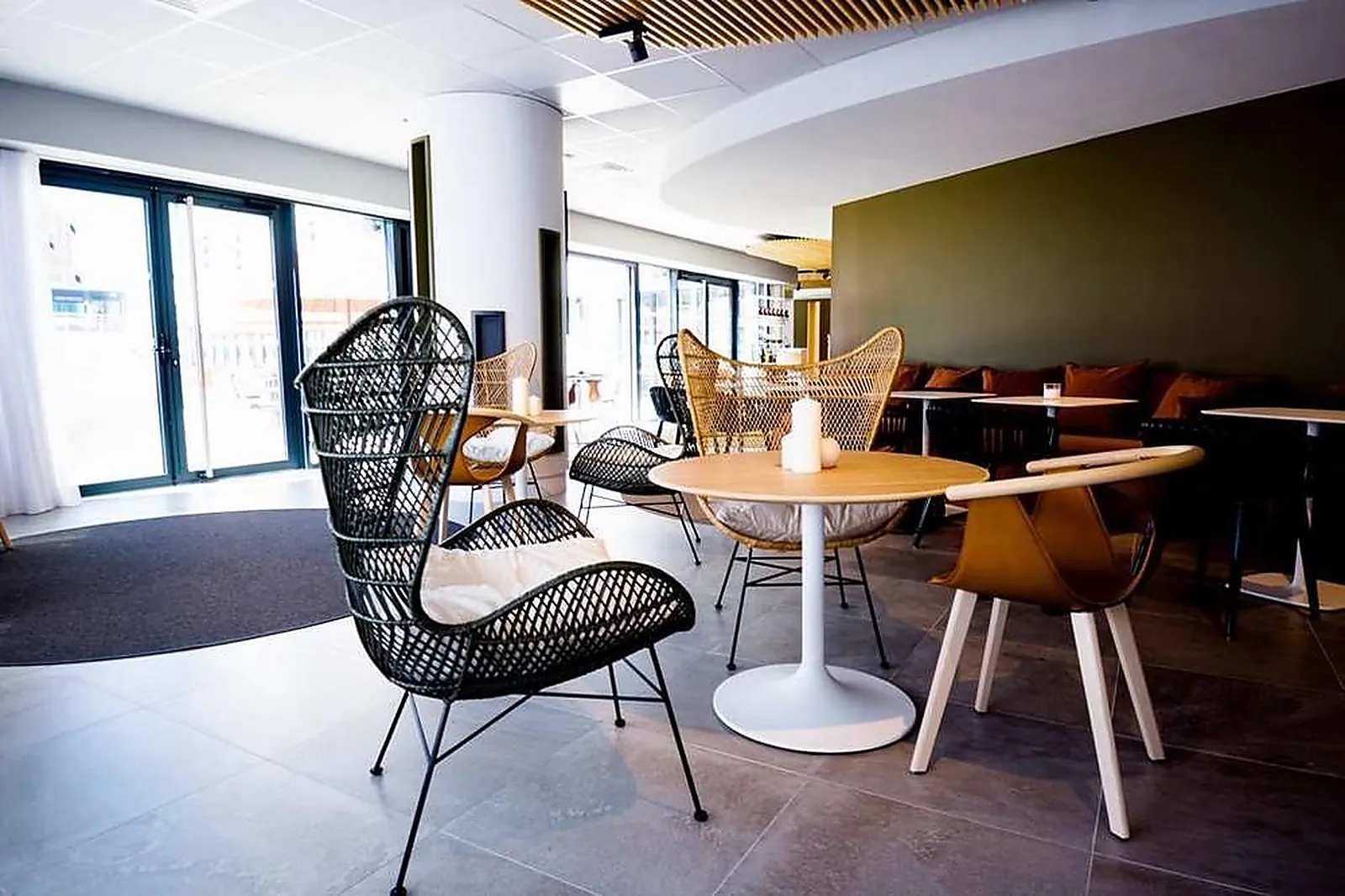 Lieux événementiels, GOLDEN TULIP MONTPELLIER CENTRE BELAROIA