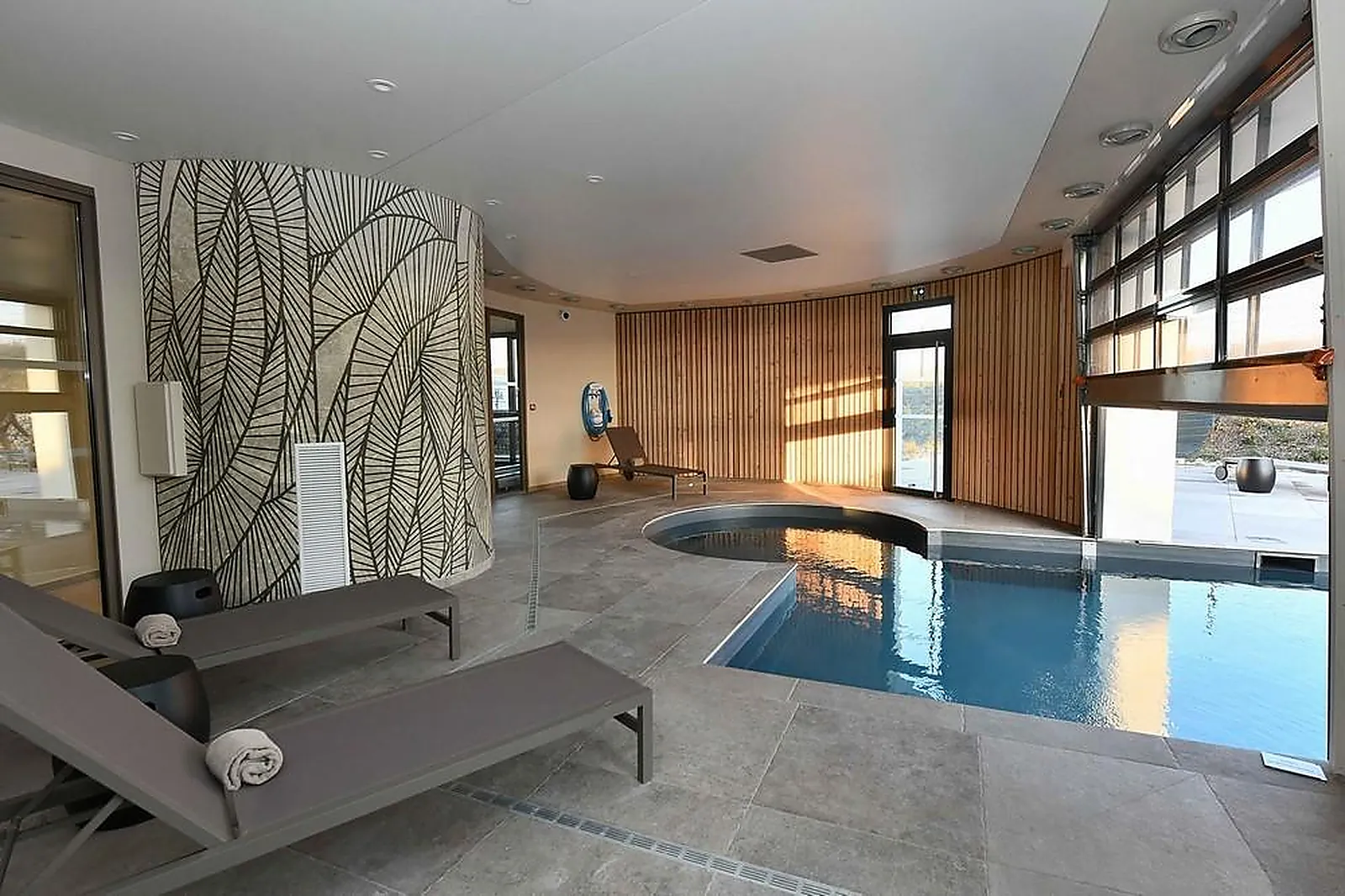 Lieux événementiels, GOLDEN TULIP REIMS