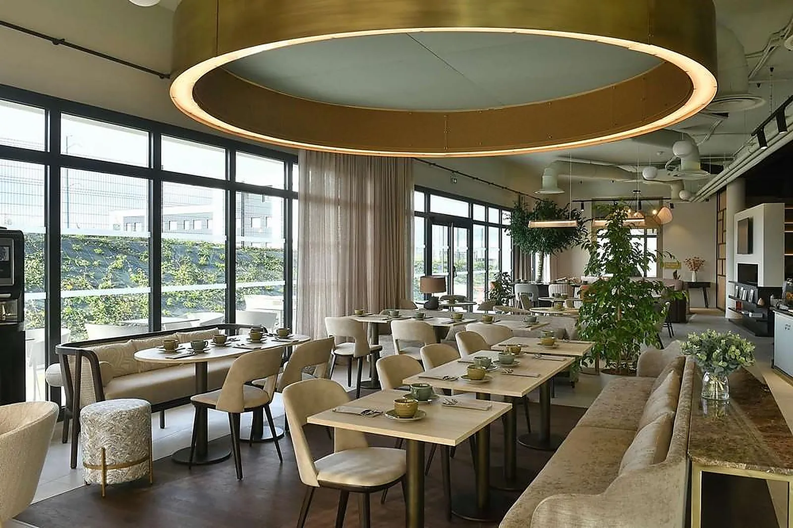 Lieux événementiels, GOLDEN TULIP REIMS