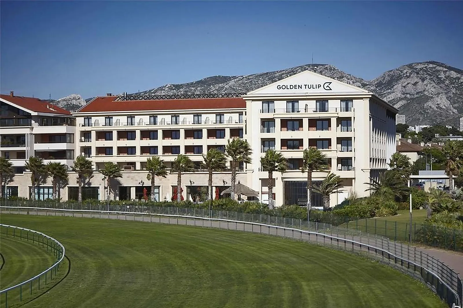 Lieux événementiels, GOLDEN TULIP VILLA MASSALIA