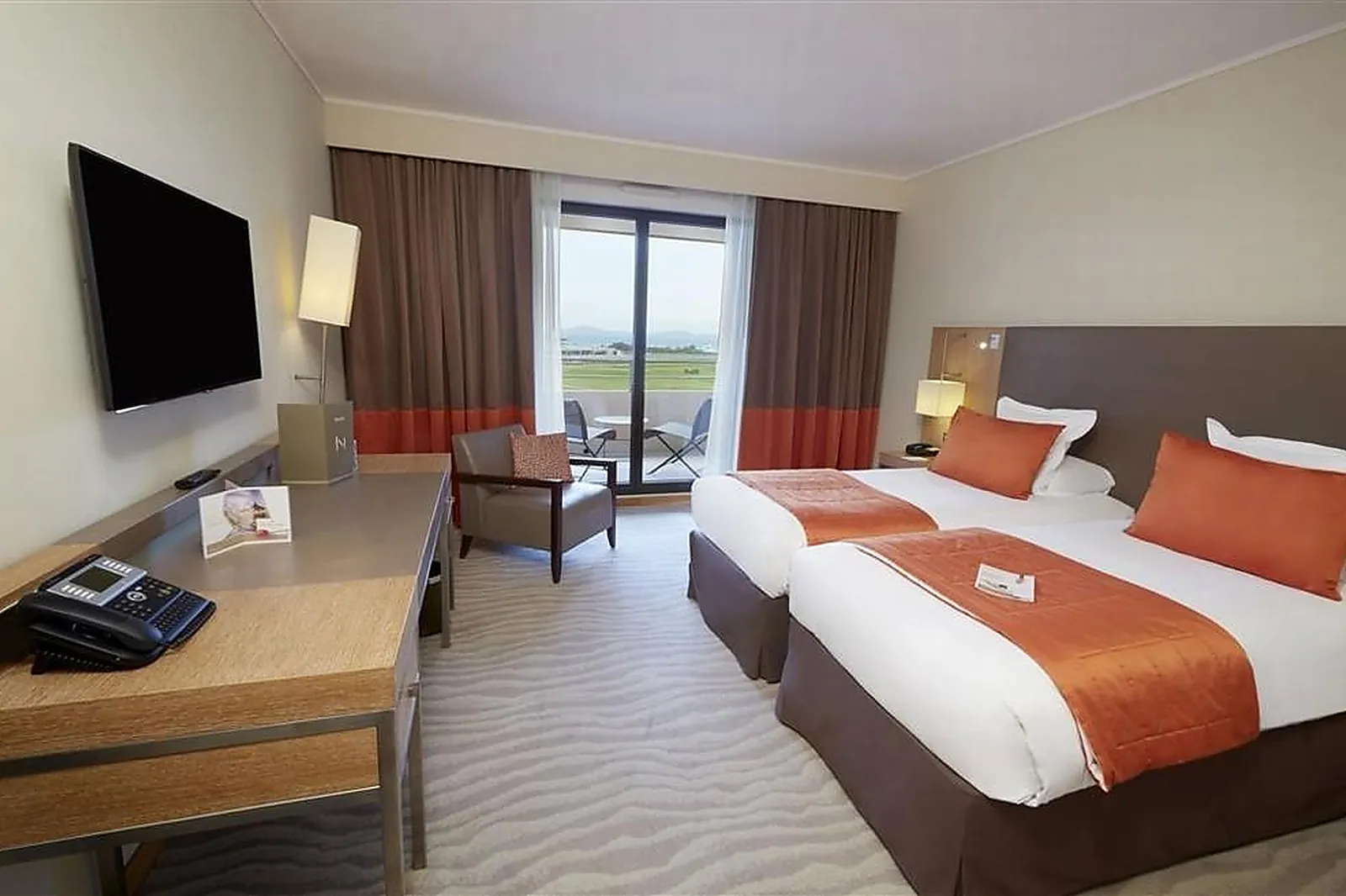 Lieux événementiels, GOLDEN TULIP VILLA MASSALIA