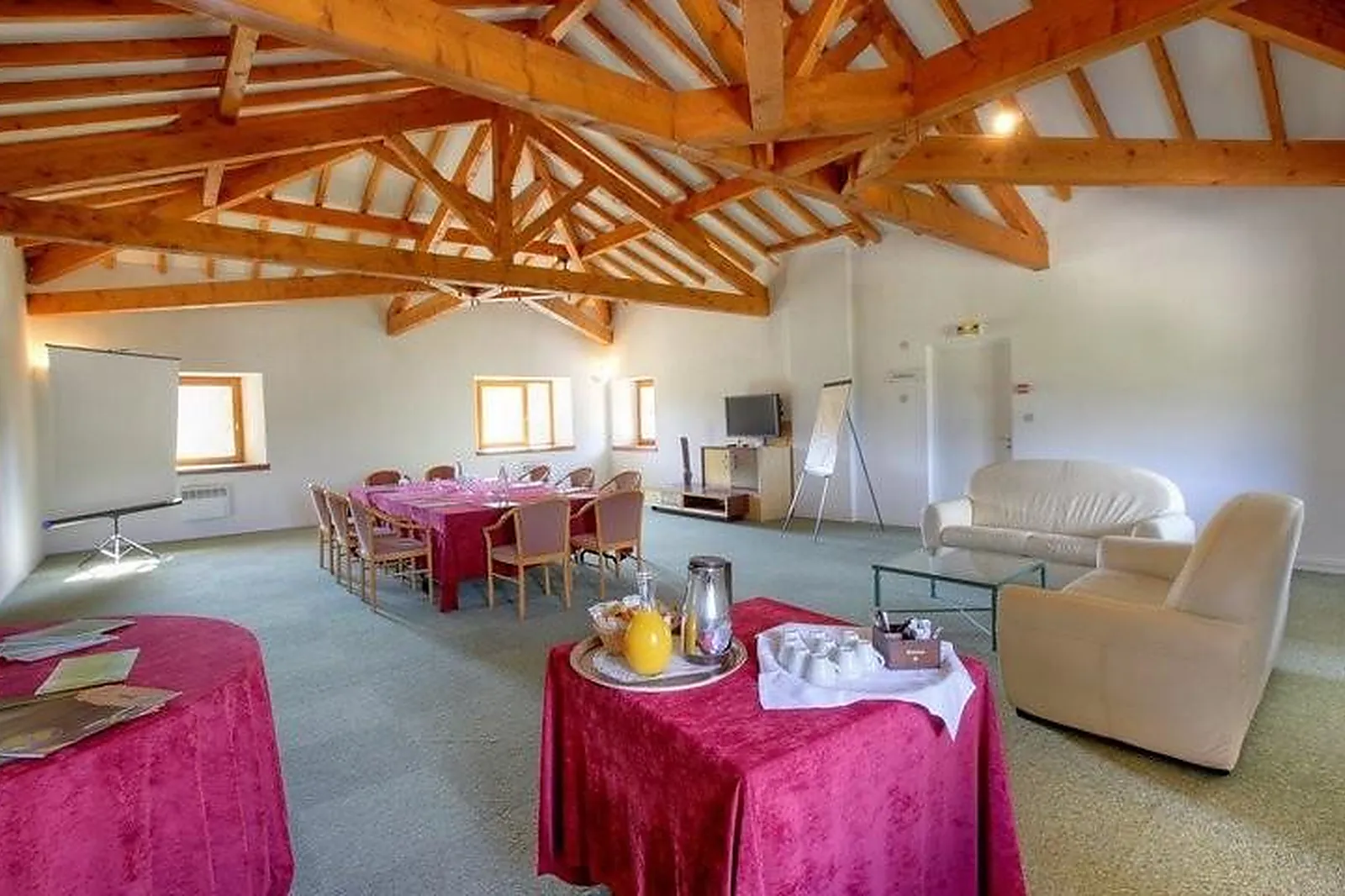 Lieux événementiels, GOLF BLUEGREEN GRENOBLE-BRESSON - SWING CAFÉ