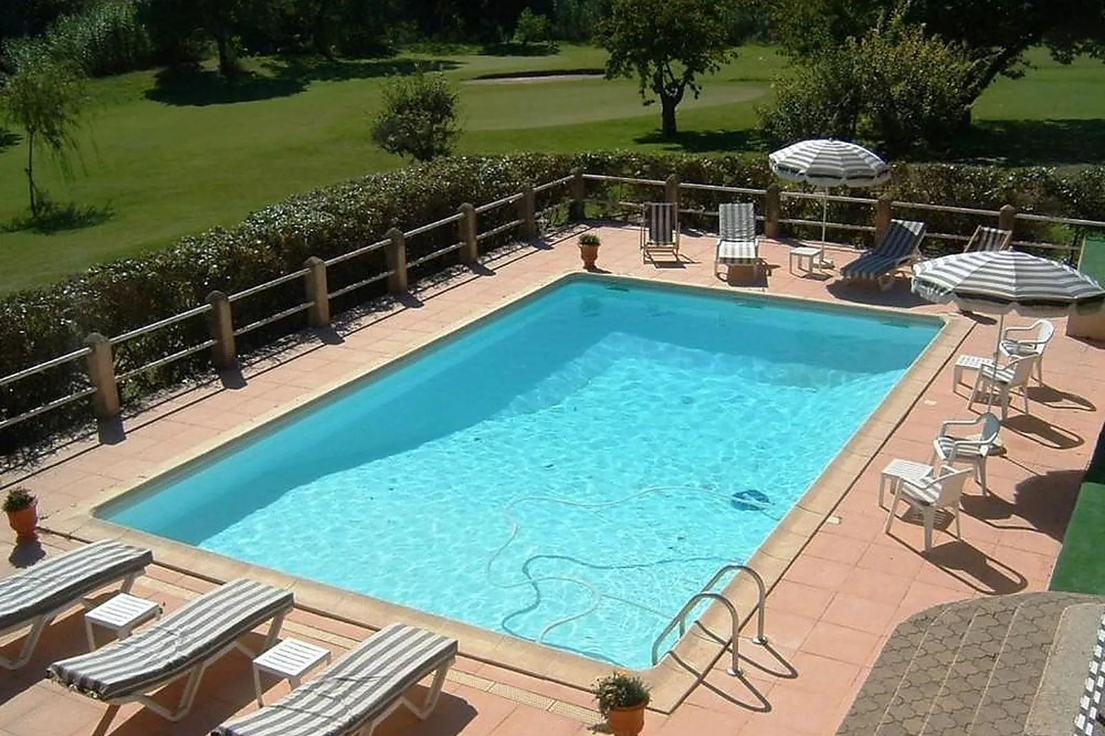 Lieux événementiels, GOLF CLUB D'UZÈS