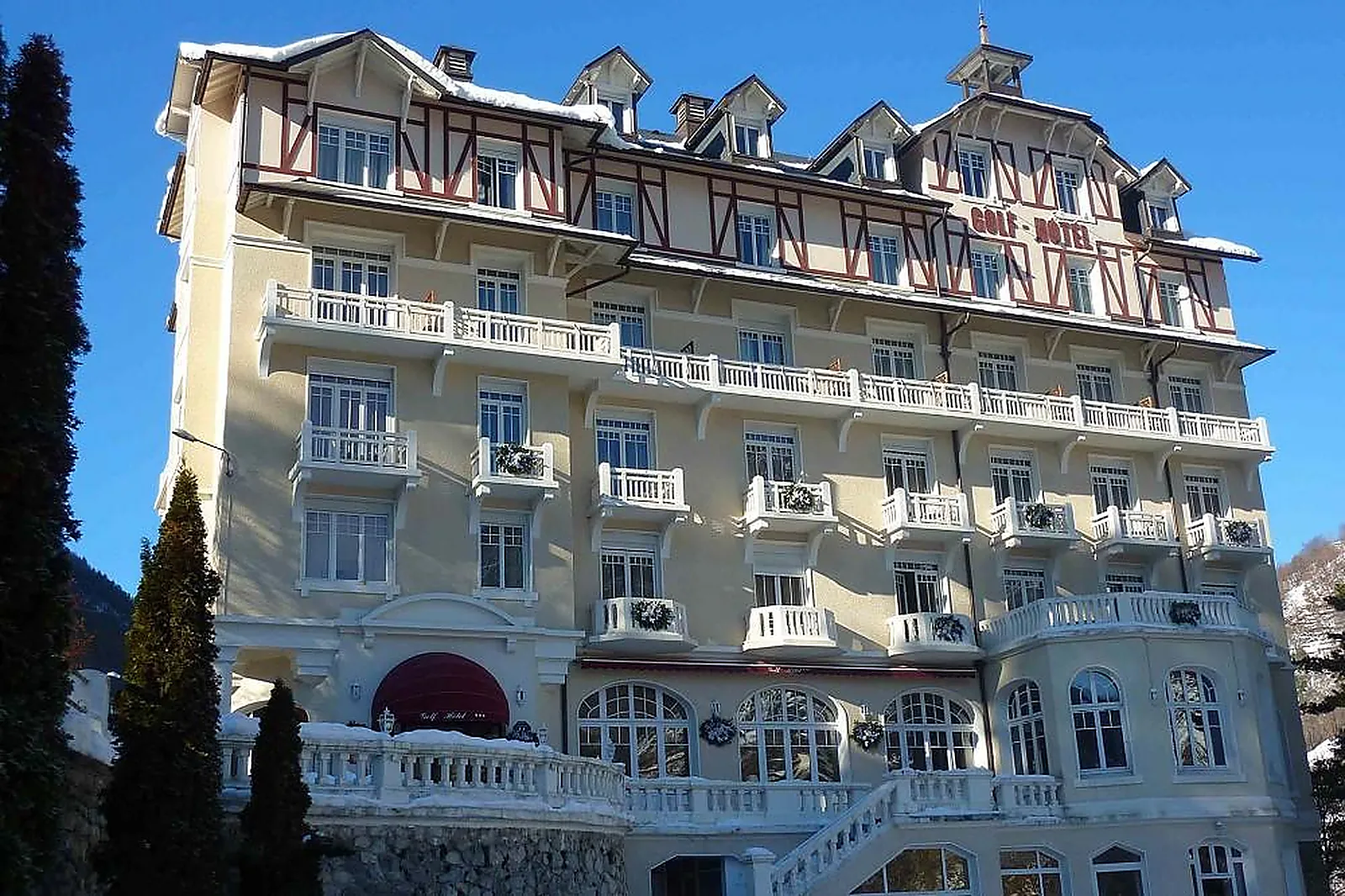 Lieux événementiels, GOLF HOTEL BRIDES LES BAINS