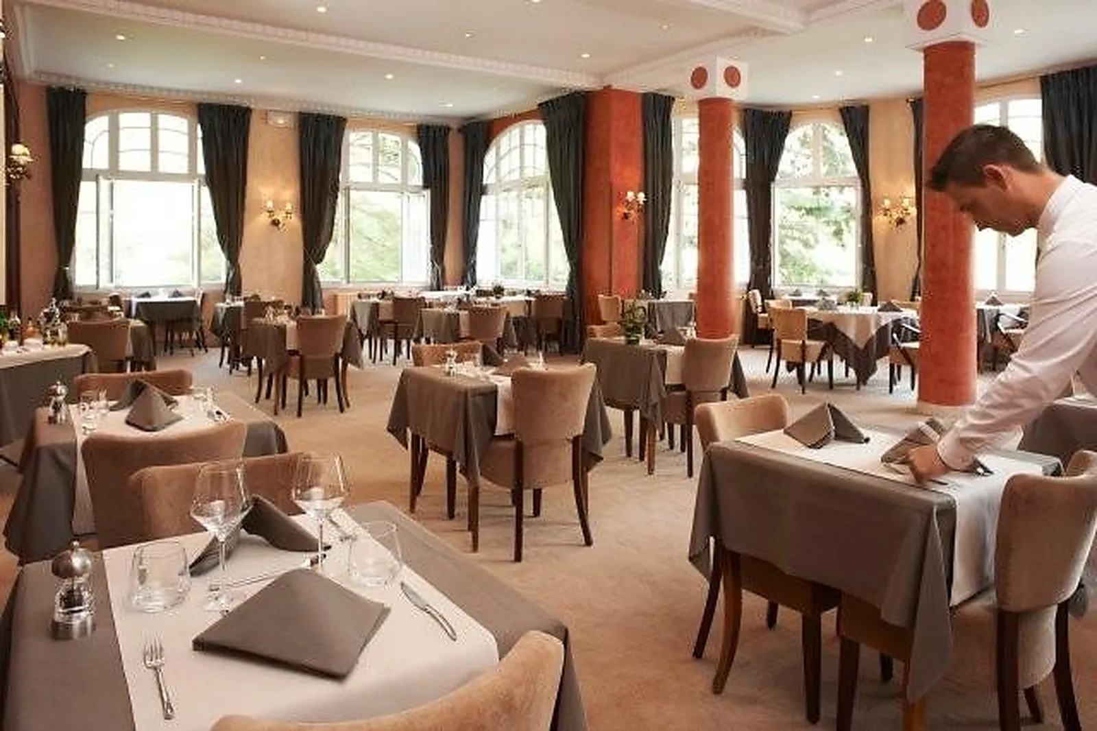 Lieux événementiels, GOLF HOTEL BRIDES LES BAINS