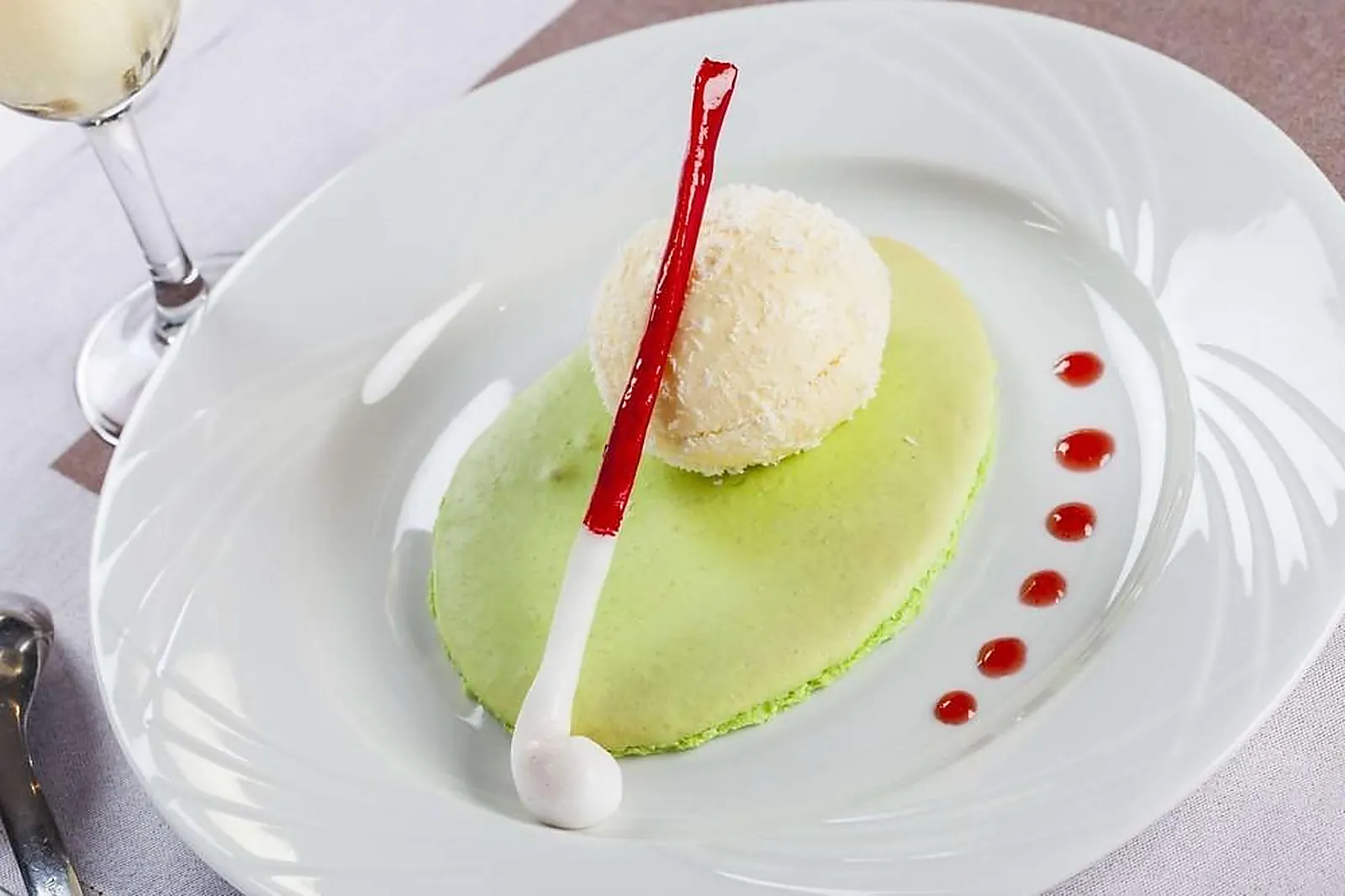 Lieux événementiels, GOLF HOTEL RESORT DOMAINE DU VAL DE SORNE