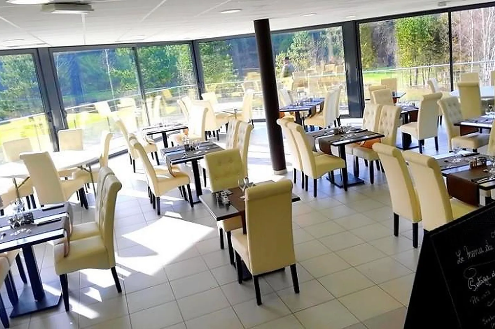 Lieux événementiels, GOLF INTERNATIONAL DE LONGWY