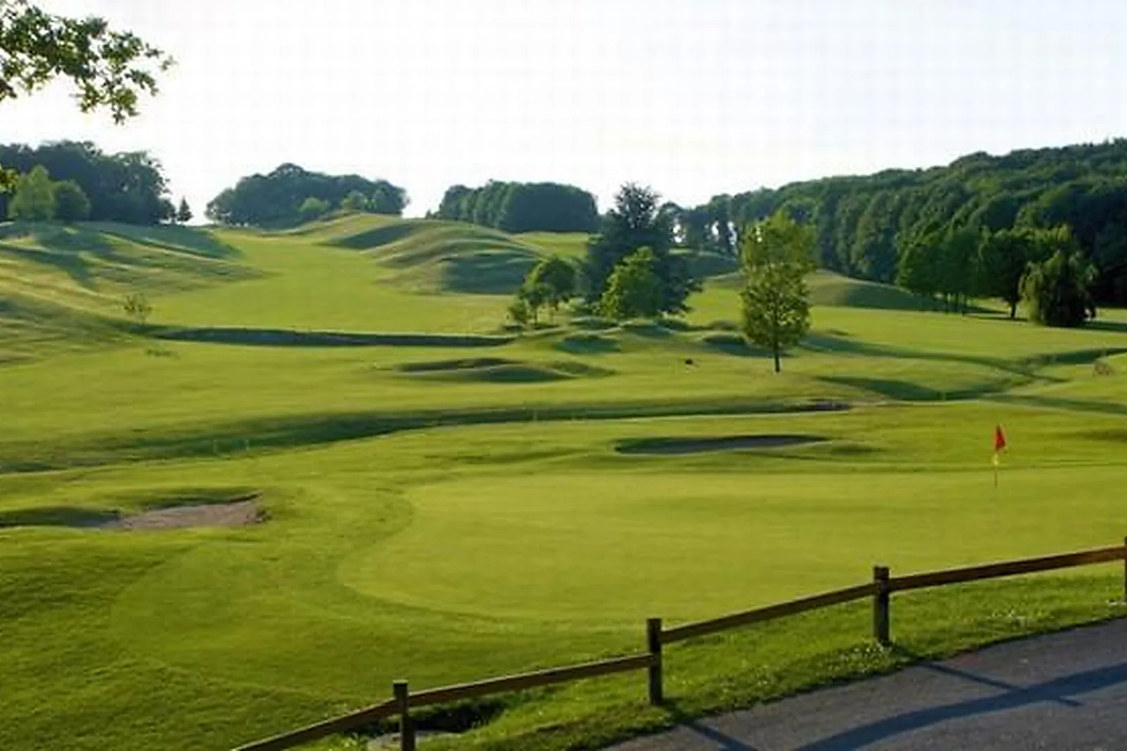 Lieux événementiels, GOLF DE FORGES-LES-BAINS