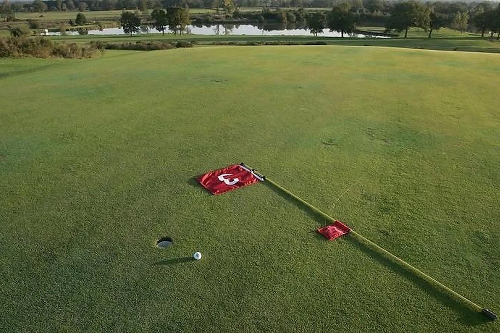 Lieux événementiels, GOLF DE LA JONCHÈRE