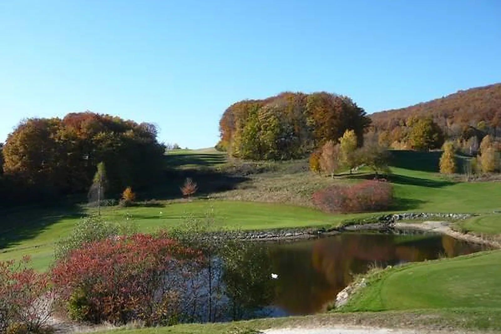 Lieux événementiels, GOLF DE ROUGEMONT