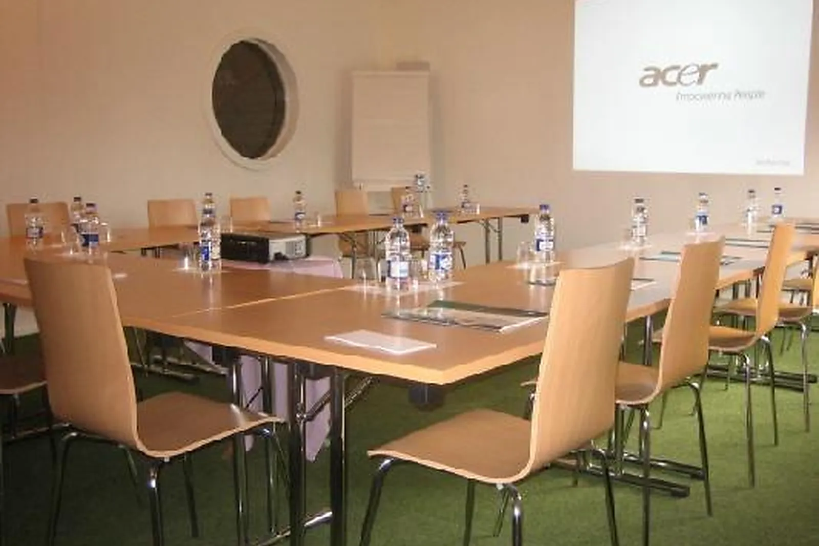 Lieux événementiels, GOLF DE ROUGEMONT