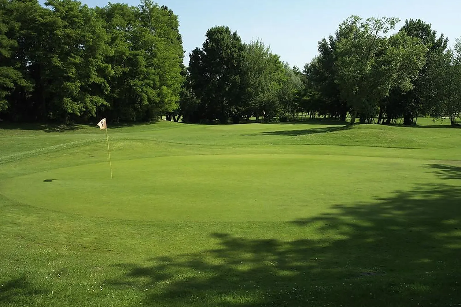 Lieux événementiels, GOLF DE L'ILE FLEURIE