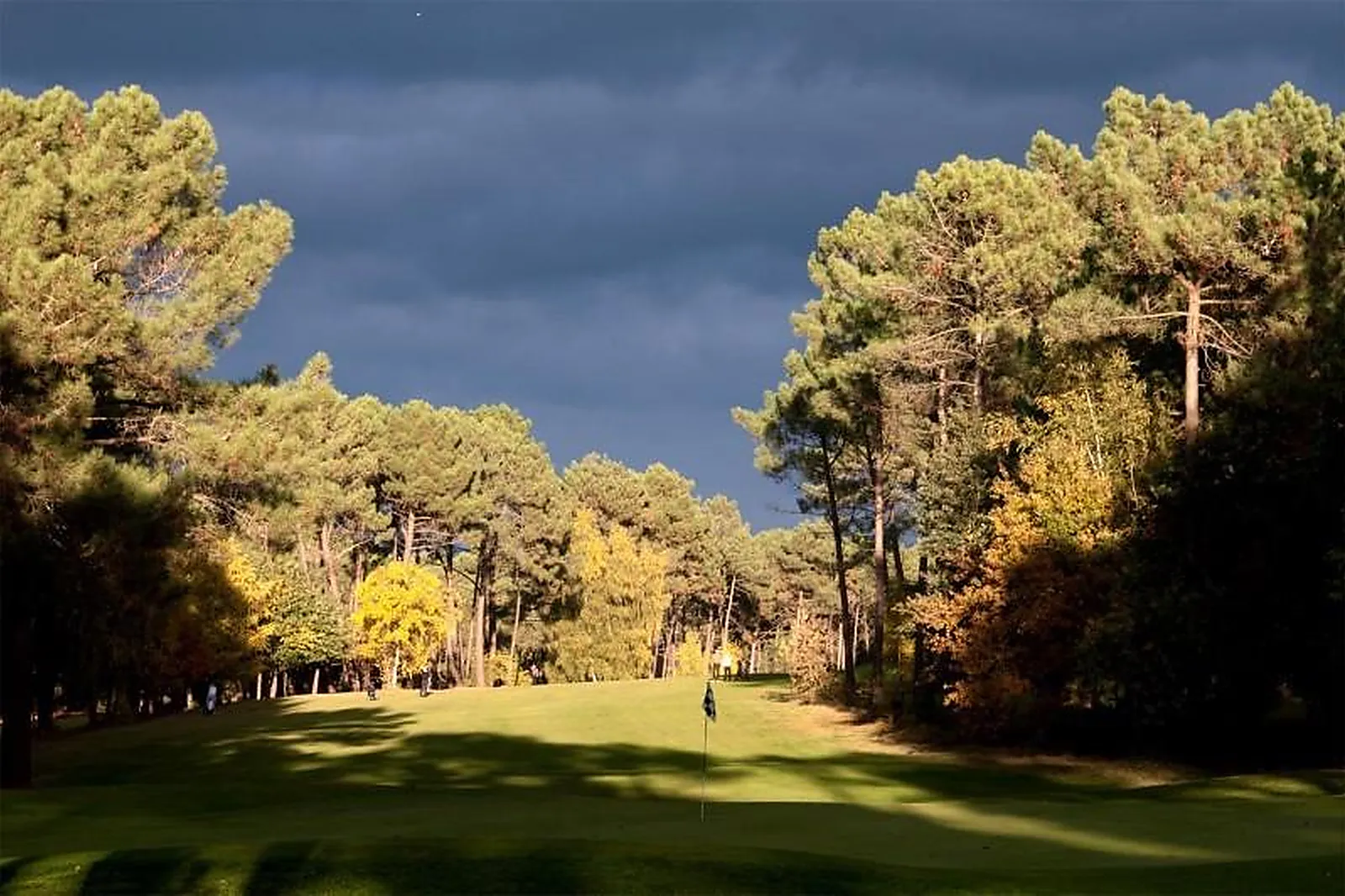 Lieux événementiels, GOLF DES 24 HEURES