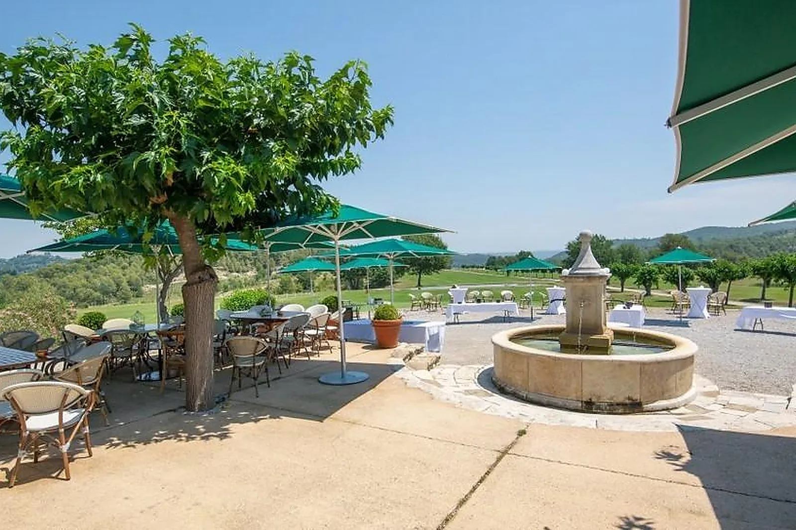 Lieux événementiels, GOLF DU LUBERON
