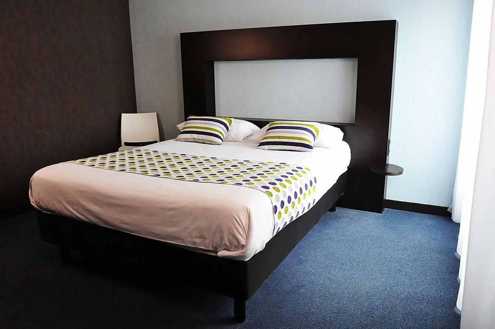 Lieux événementiels, GOLFE HÔTEL