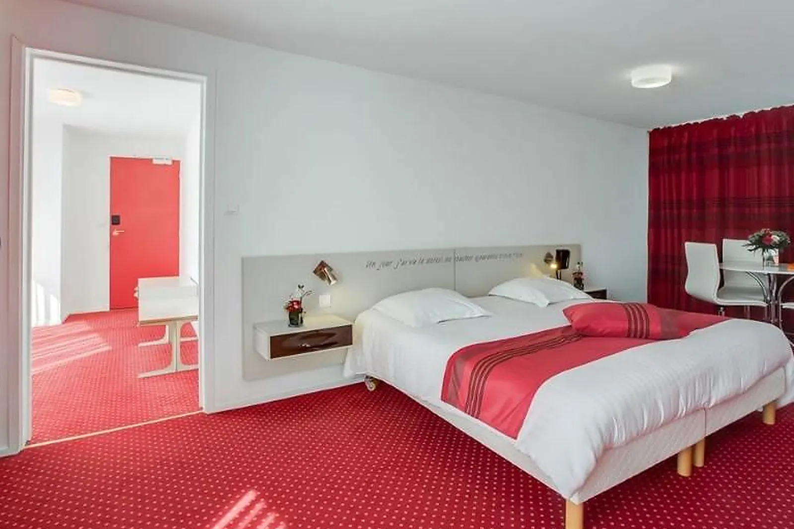 Lieux événementiels, GRAN CARLINA SUITES & SPA