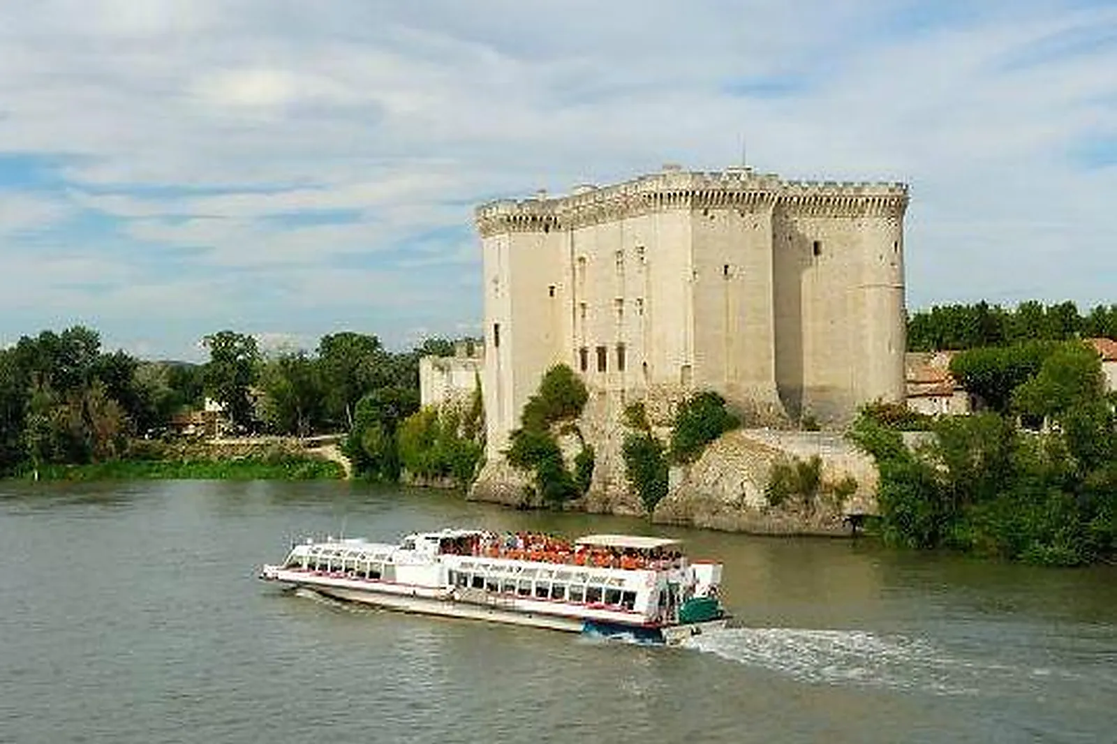 Lieux événementiels, GRAND BATEAUX DE PROVENCE ET DE LA SAÔNE