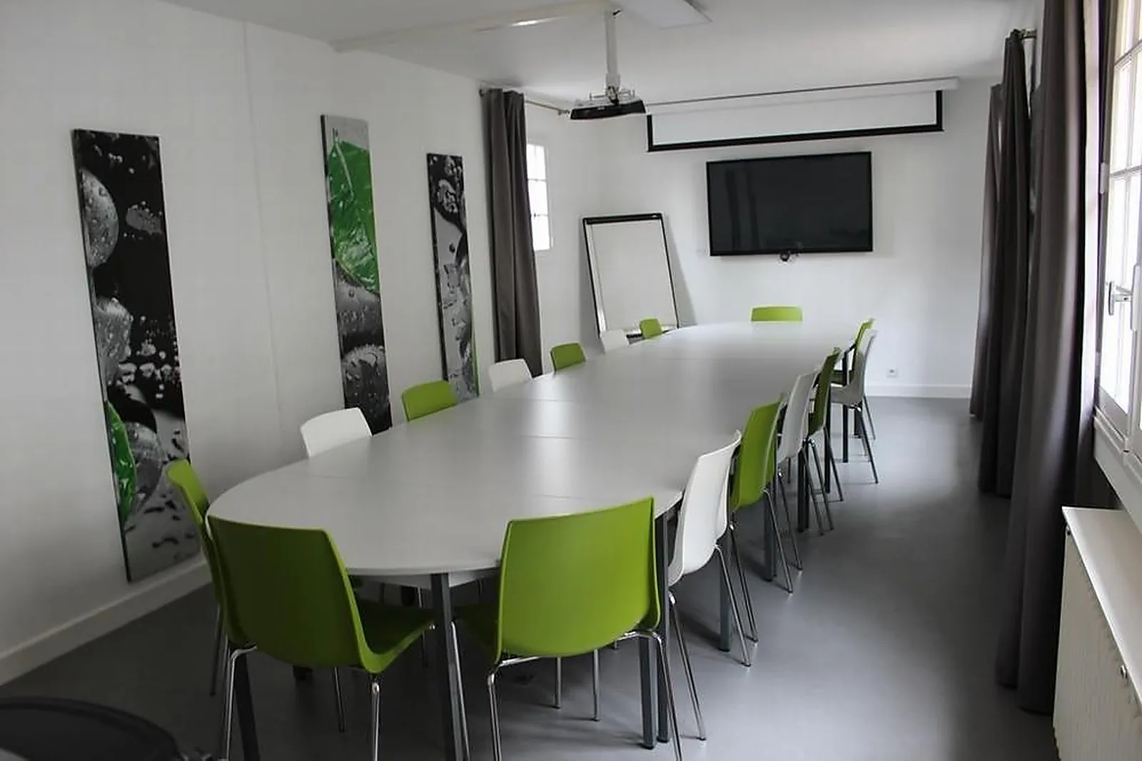 Lieux événementiels, GRAND HÔTEL BRIVE