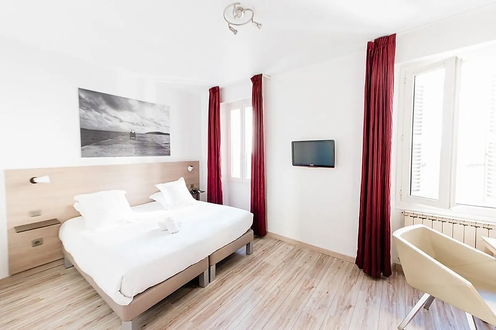 Lieux événementiels, GRAND HÔTEL DAUPHINÉ