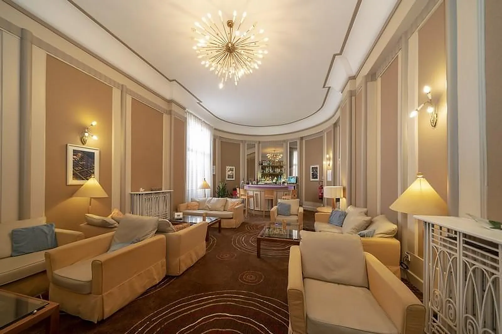 Lieux événementiels, GRAND HÔTEL FILIPPO