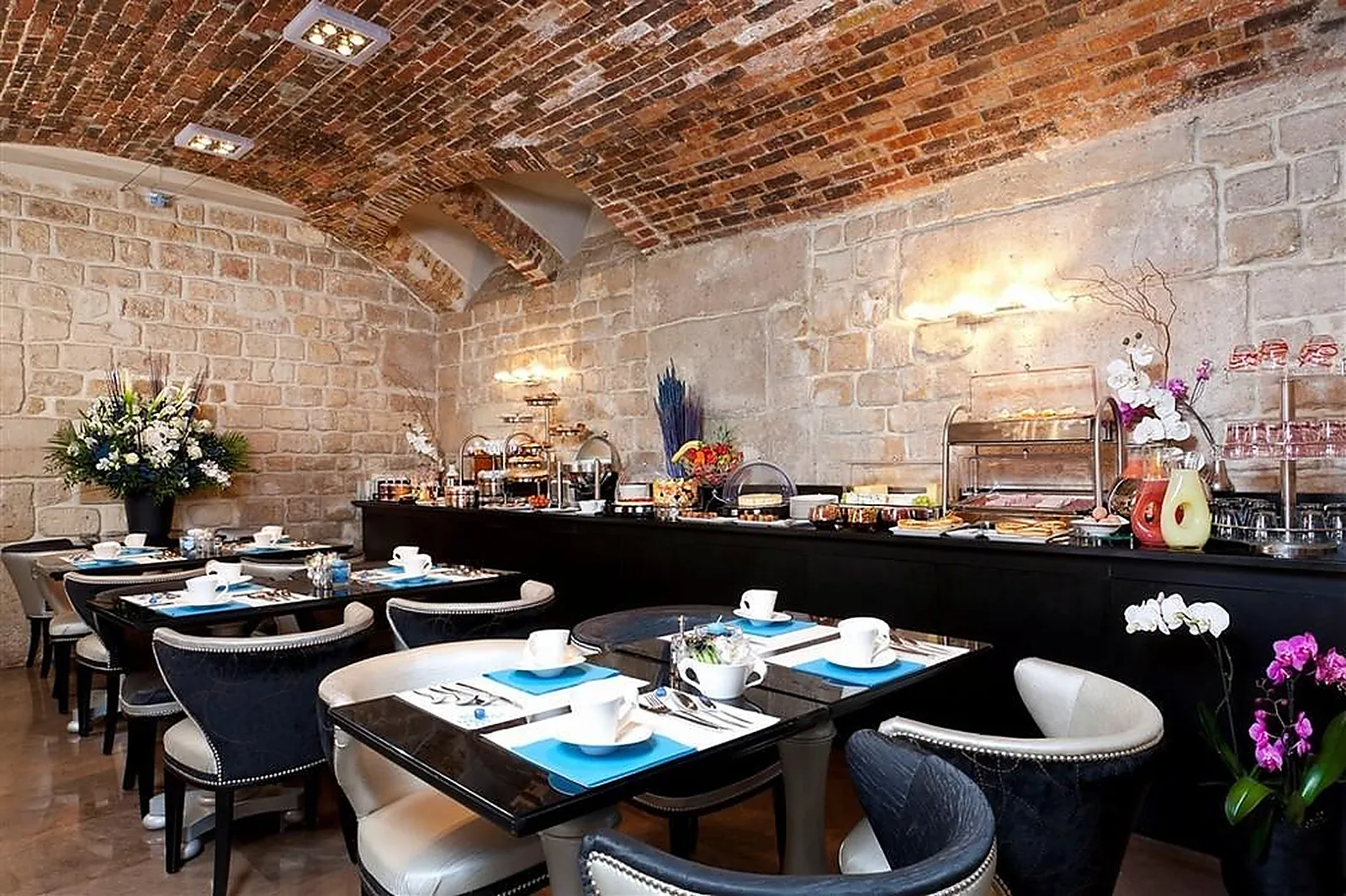 Lieux événementiels, GRAND HOTEL SAINT MICHEL