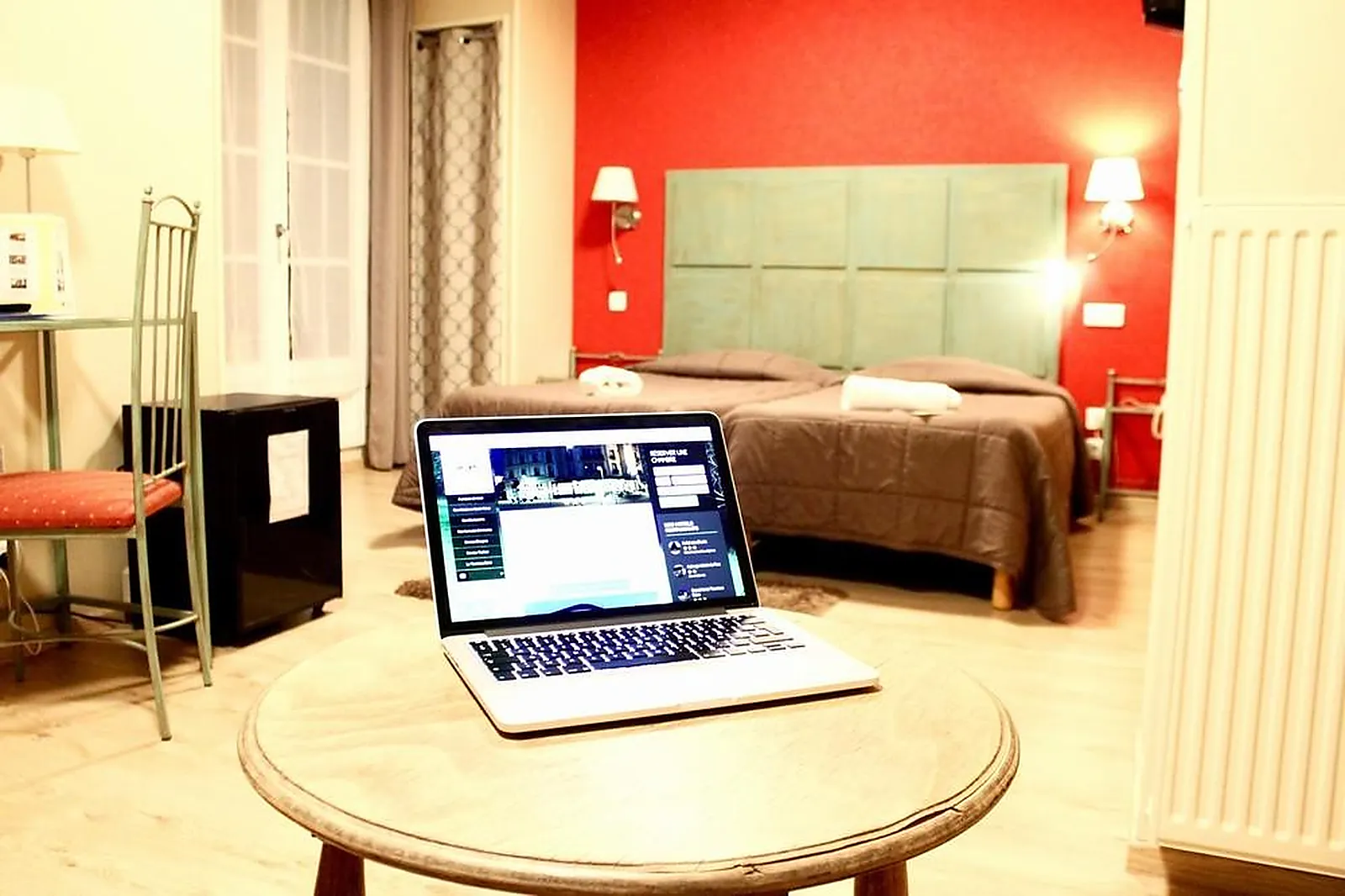 Lieux événementiels, GRAND HÔTEL TERMINUS REINE