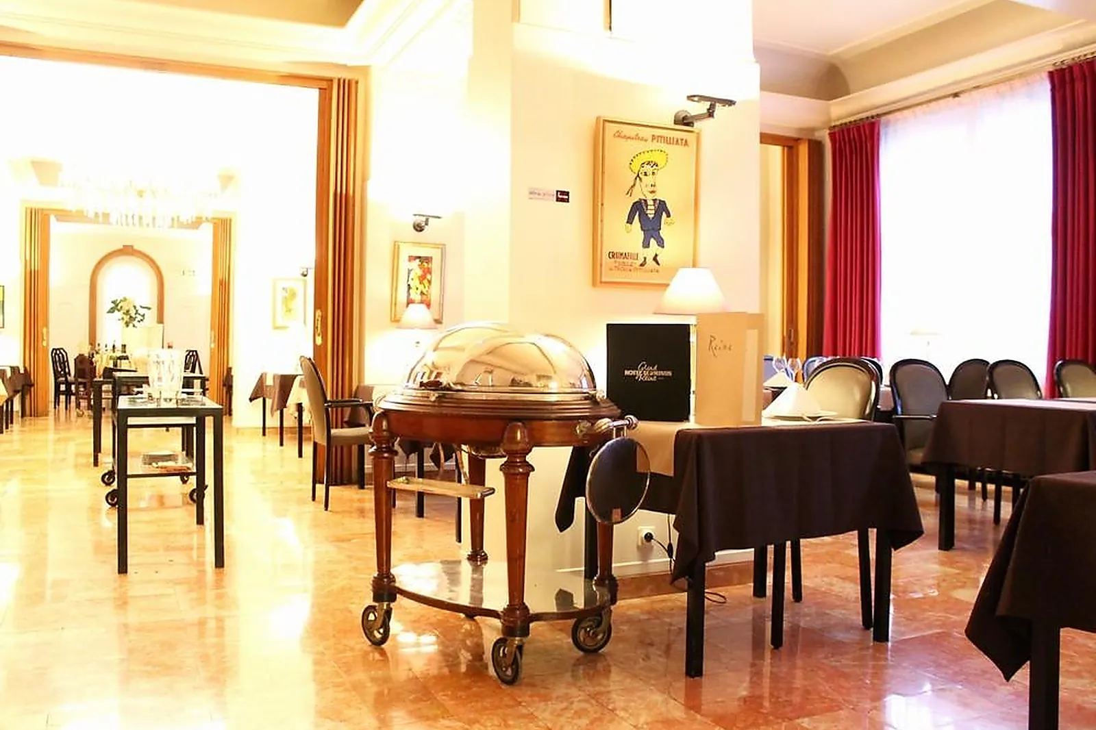 Lieux événementiels, GRAND HÔTEL TERMINUS REINE