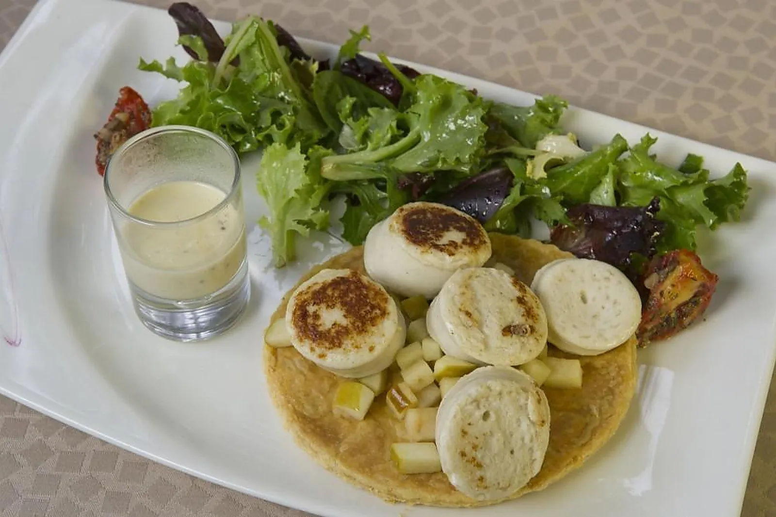 Lieux événementiels, GRAND HÔTEL TERMINUS REINE