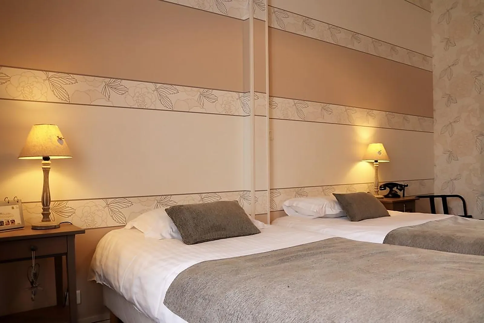 Lieux événementiels, GRAND HÔTEL THERMAL BOURBON-LANCY