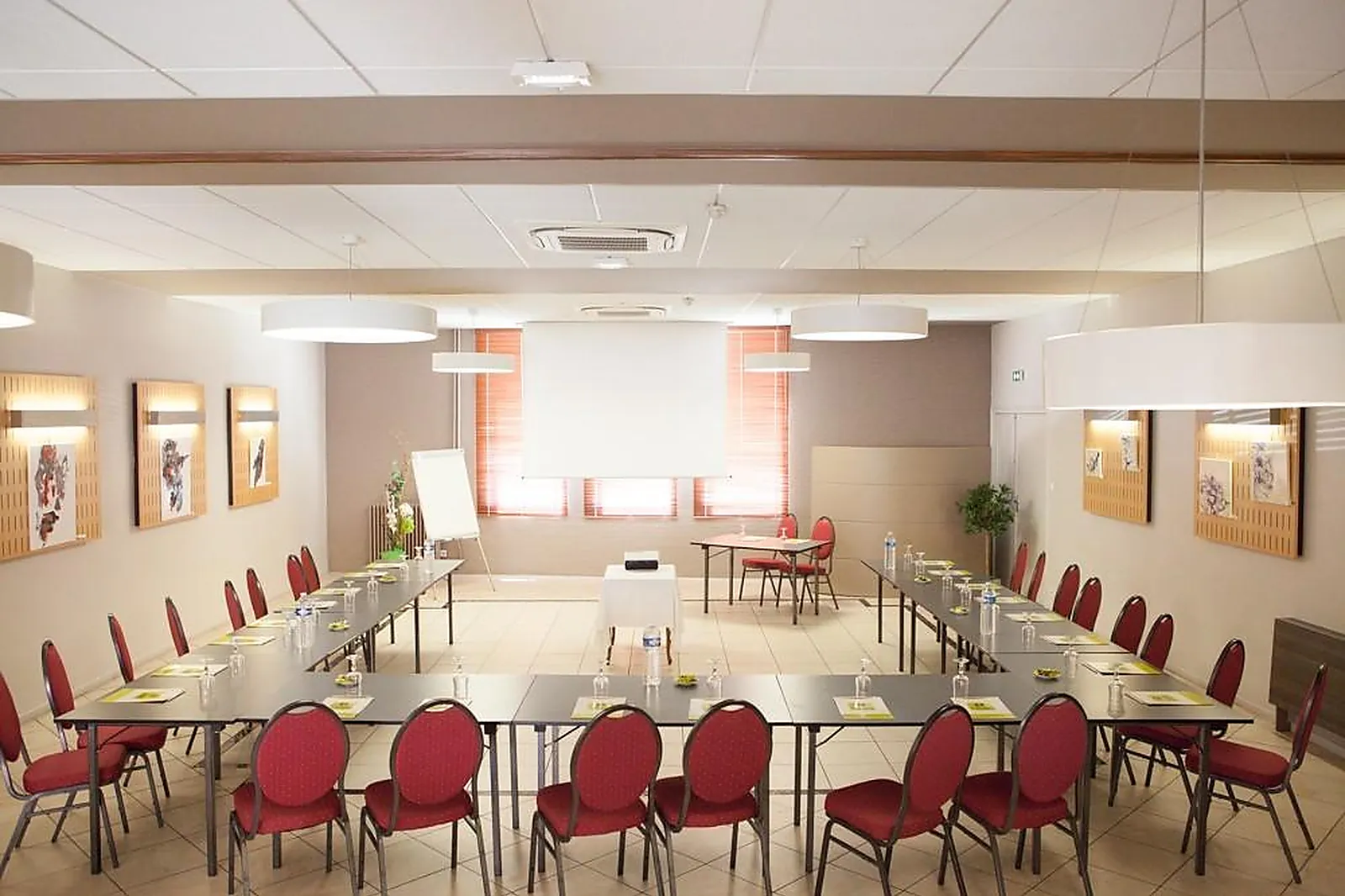 Lieux événementiels, GRAND HÔTEL D'ORLÉANS