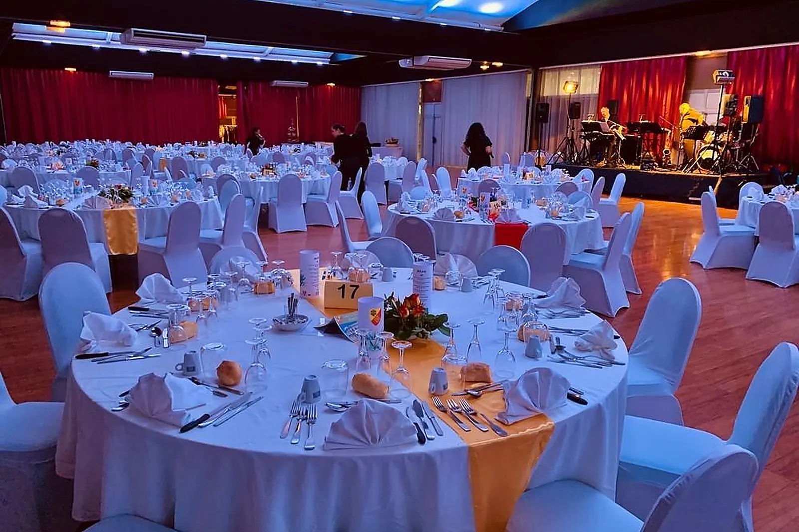 Lieux événementiels, GRAND HÔTEL DE NÎMES