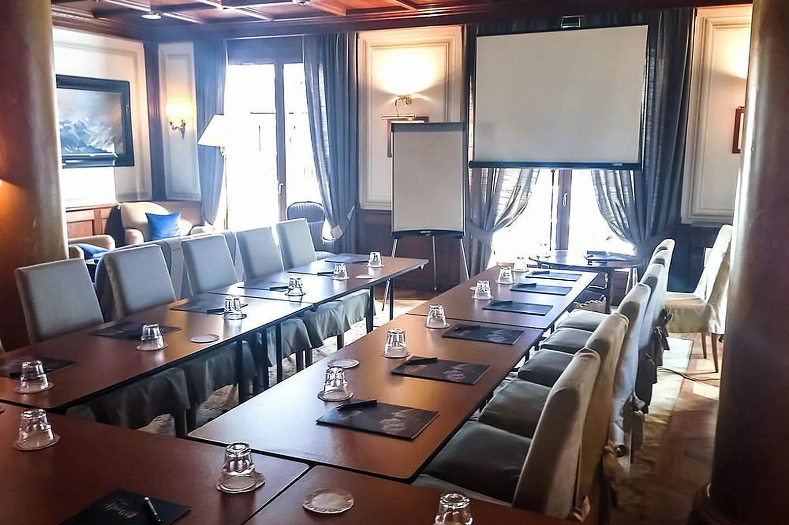 Lieux événementiels, GRAND HÔTEL DES ALPES